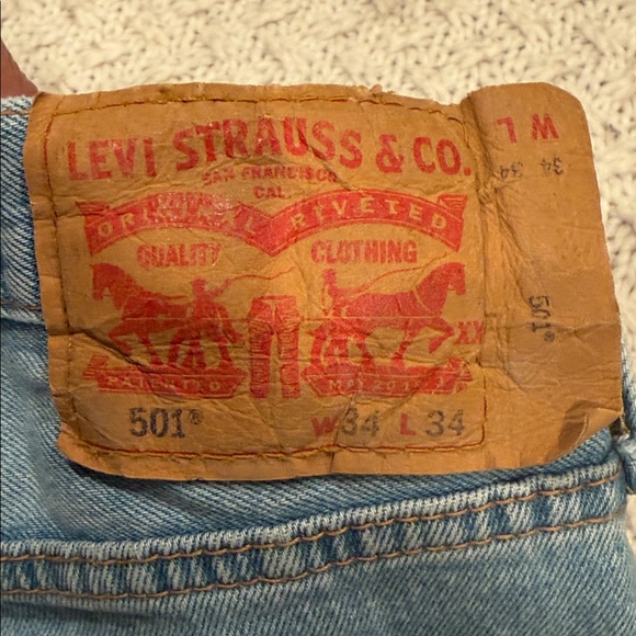 Levi's 501 34/34 Men’s Botton fly Light blue Jeans - Picture 4 of 12